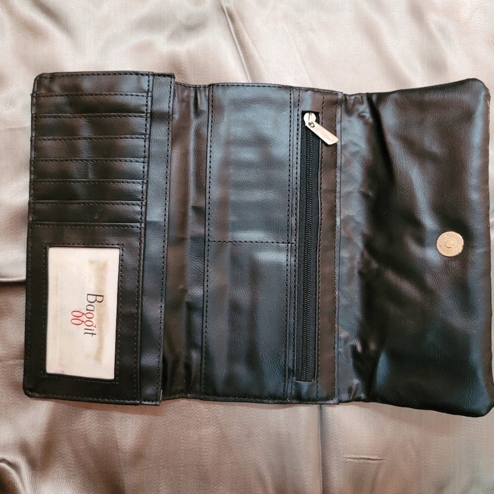 Combo of Baggit Wallets Price reduced 💥 - Picture 5 of 13